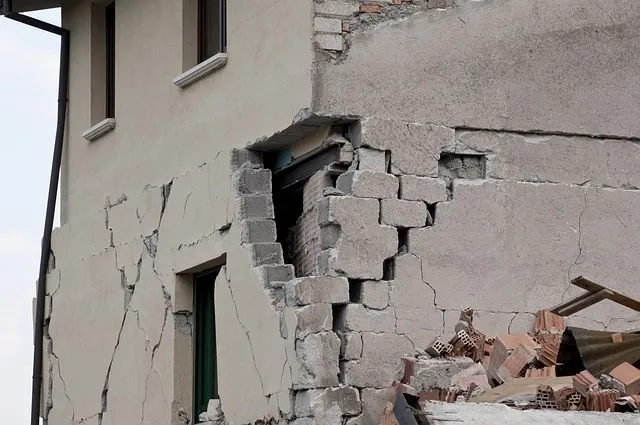 Wywóz gruzu z prywatnej posesji. Zamów kontener online