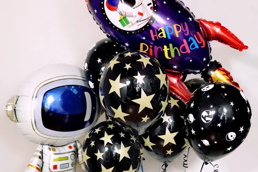 Balony z helem Warszawa – ile kosztują i gdzie zamówić na urodziny dziecka?